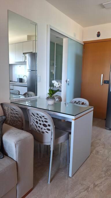 Com 2 Suites, Varanda, Vista Mar, Infraestrutura *