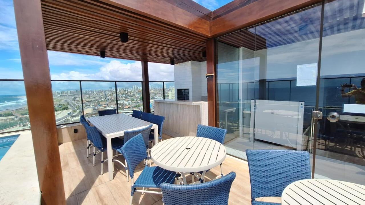 Com 2 Suites, Varanda, Vista Mar, Infraestrutura * Salvador